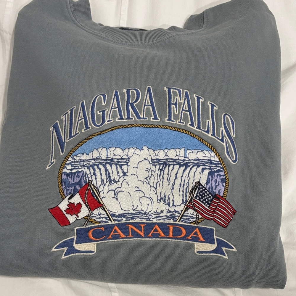 Brandy Melville green Niagara crewneck